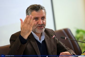 چالش یک خبرنگار با شهردار مشهد: شما قاضی هستید یا مدعی العموم؟