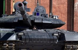 با حضور وزیر دفاع«کرار»؛ نخستین تانک پیشرفته بومی کشور رونمایی شد