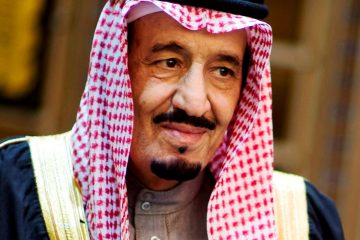 شاه عربستان برخی از وزرا و مسئولان را برکنار کرد