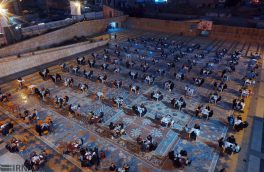 سفره های افطاری در سنگ فرش چهارراه بهشتی تبریز